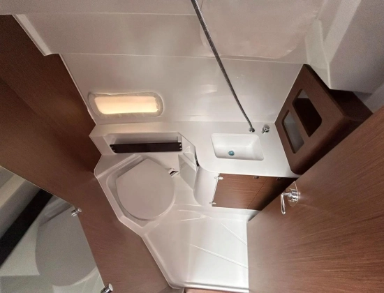 Beneteau Antares 9 usata in vendita