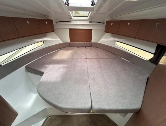 Beneteau Antares 9 usata in vendita