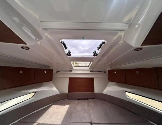 Beneteau Antares 9 usata in vendita