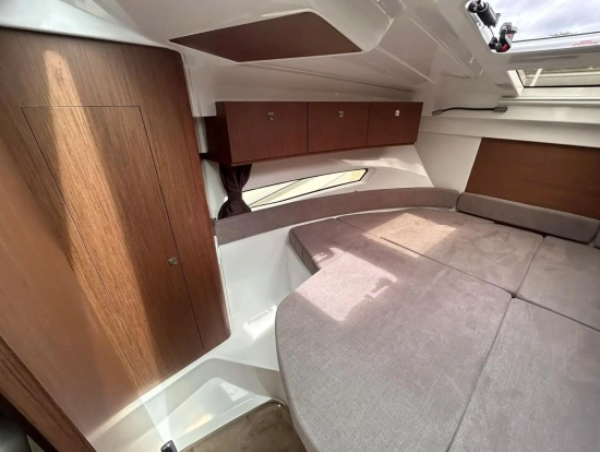 Beneteau Antares 9 usata in vendita