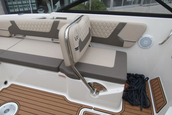 Bayliner VR6 Cuddy usata in vendita