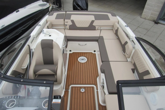 Bayliner VR6 Cuddy usata in vendita