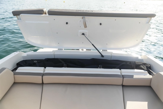Bayliner VR6 Cuddy usata in vendita
