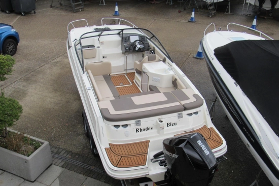 Bayliner VR6 Cuddy usata in vendita