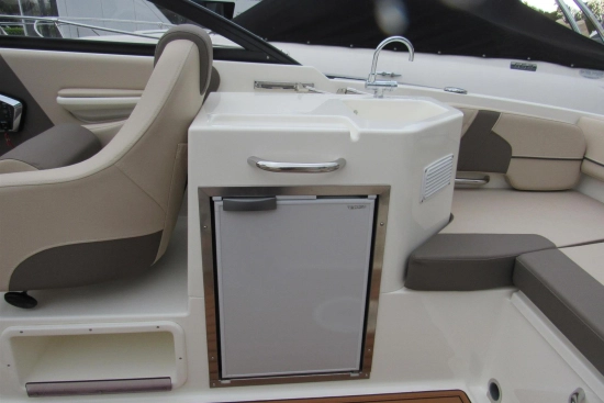 Bayliner VR6 Cuddy usata in vendita