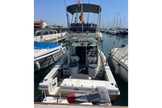 Caravelle Sea Hawk 230 Walk Around usata in vendita