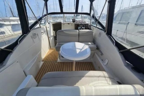 Maxum 2400 SCR usado à venda