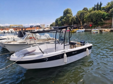 SG BOAT SRLS SG BOATS AQUABAT AQUAFISH 550 usado à venda