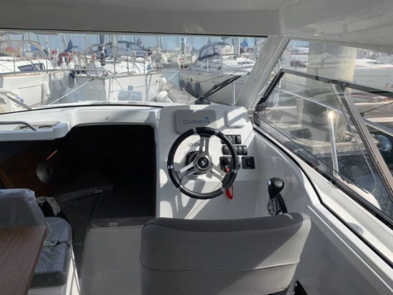 Beneteau Antares 7 OB de segunda mano en venta