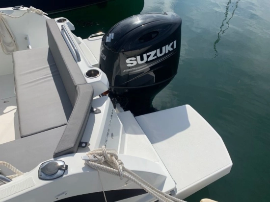 Beneteau Antares 7 OB de segunda mano en venta