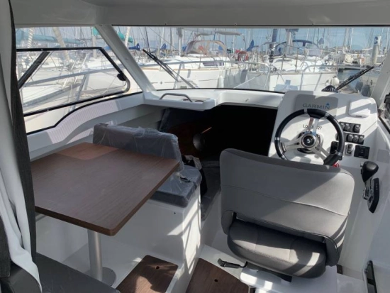 Beneteau Antares 7 OB de segunda mano en venta
