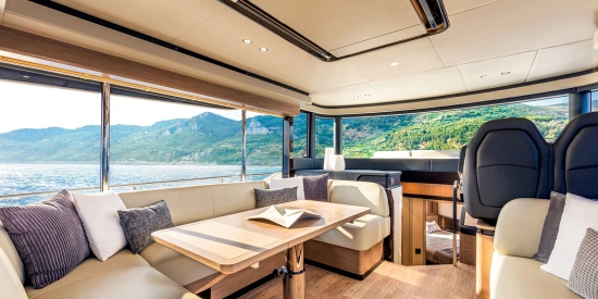 Absolute Navetta 52 usado à venda