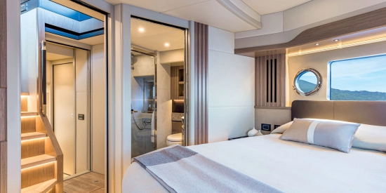 Absolute Navetta 52 usado à venda