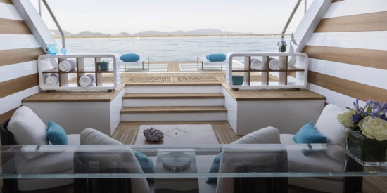 Mangusta Oceano 43 usado à venda