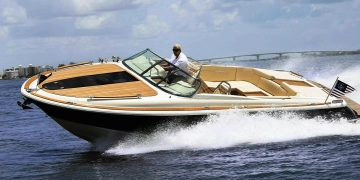 Chris Craft Corsair 30 usado à venda