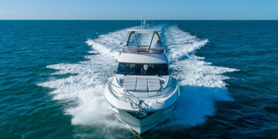 Prestige 460 Fly usado à venda