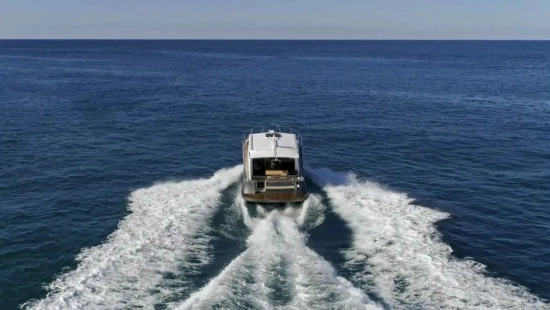 Altima Seasky 40 nuevo en venta
