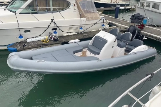 Scorpion AD68 RIB usata in vendita