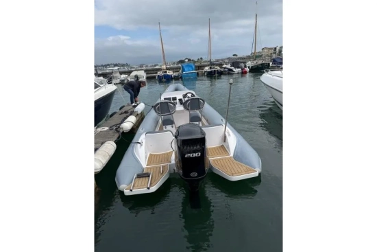 Scorpion AD68 RIB usata in vendita