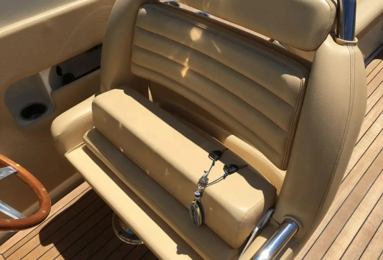 Chris Craft Corsair 28 usata in vendita