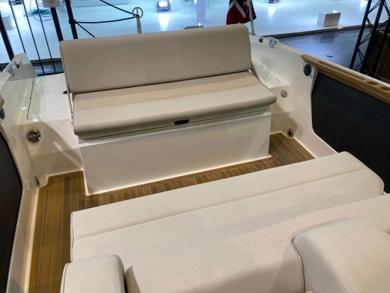Cormate Utility 27 nuevo en venta