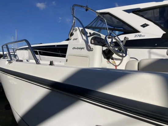 Boston Whaler 210 Outrage de segunda mano en venta
