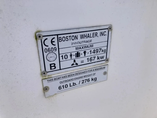 Boston Whaler 210 Outrage de segunda mano en venta