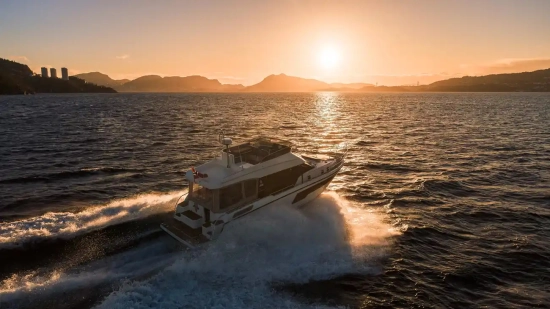 Viknes S40 Flybridge nuova in vendita