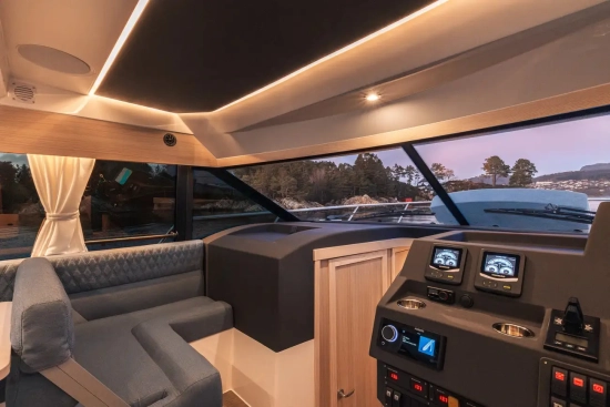 Viknes S40 Flybridge nuova in vendita