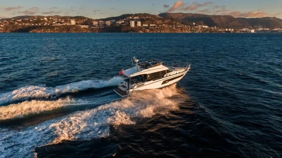 Viknes S40 Flybridge nuova in vendita