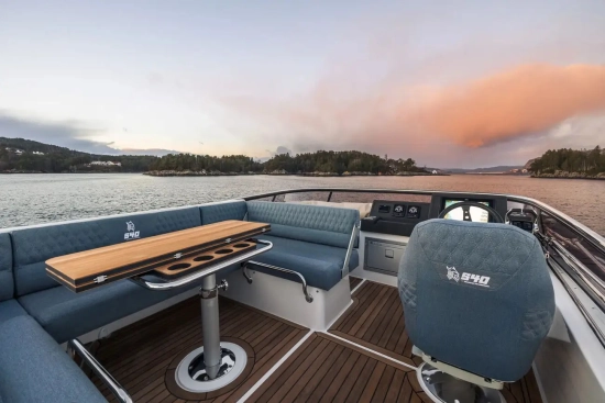 Viknes S40 Flybridge nuova in vendita
