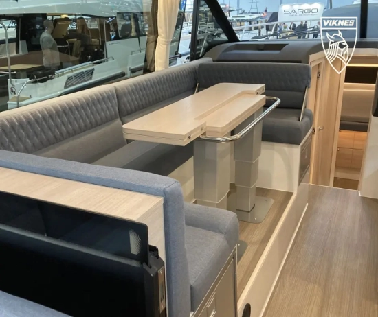 Viknes S40 Flybridge nuova in vendita