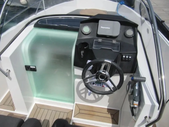 Ocean Master 630 Wa usado à venda
