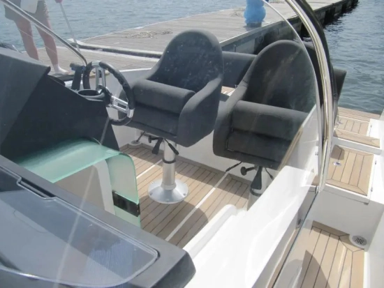 Ocean Master 630 Wa usado à venda