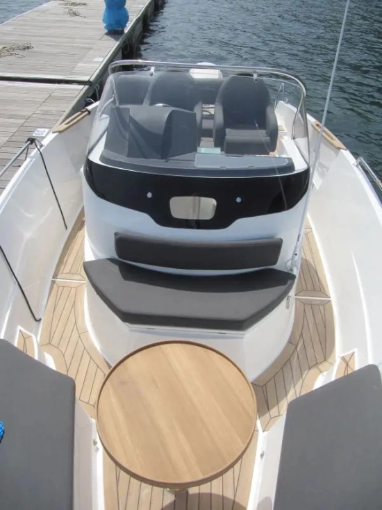 Ocean Master 630 Wa usado à venda