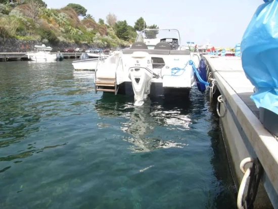 Ocean Master 630 Wa usado à venda