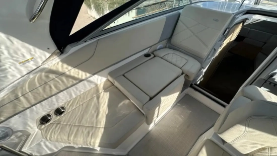 Regal 26 Express Cruiser nuova in vendita