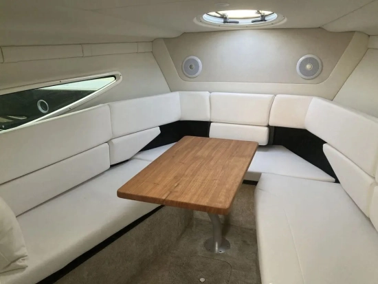 Regal 26 Express Cruiser nuova in vendita