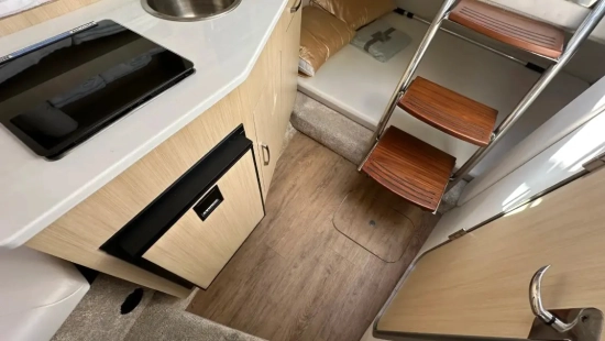 Regal 26 Express Cruiser nuova in vendita