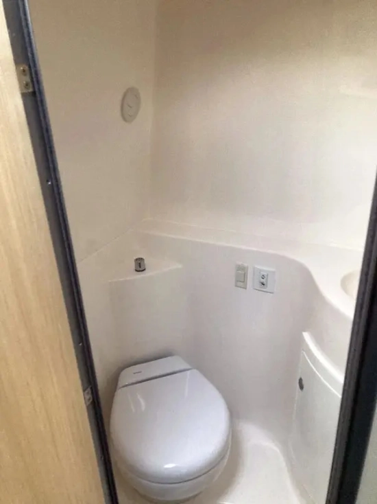 Regal 26 Express Cruiser nuova in vendita