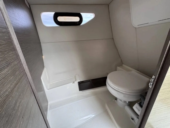 Bayliner VR6 Cuddy Outboard usado à venda