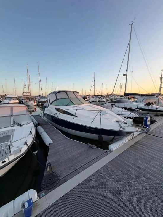 Bayliner 285 Cruiser usado à venda