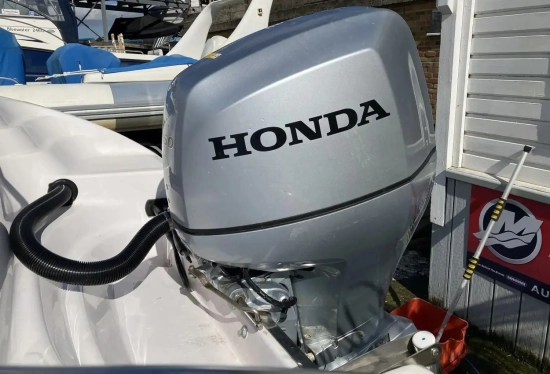 Ranieri 4XC H20CC usado à venda