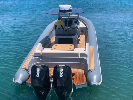 Skipper 4x32 high performance RIB usado à venda