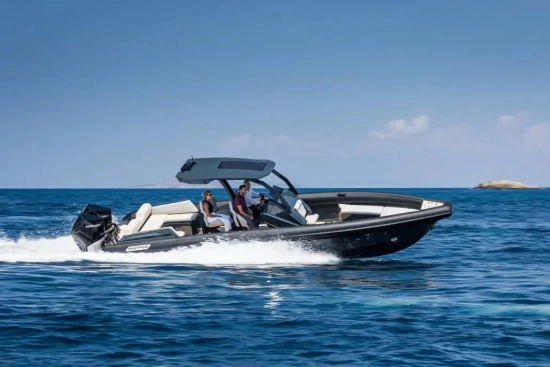 Skipper 4x32 high performance RIB usado à venda