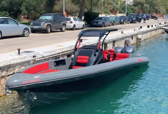Skipper 4x32 high performance RIB usado à venda
