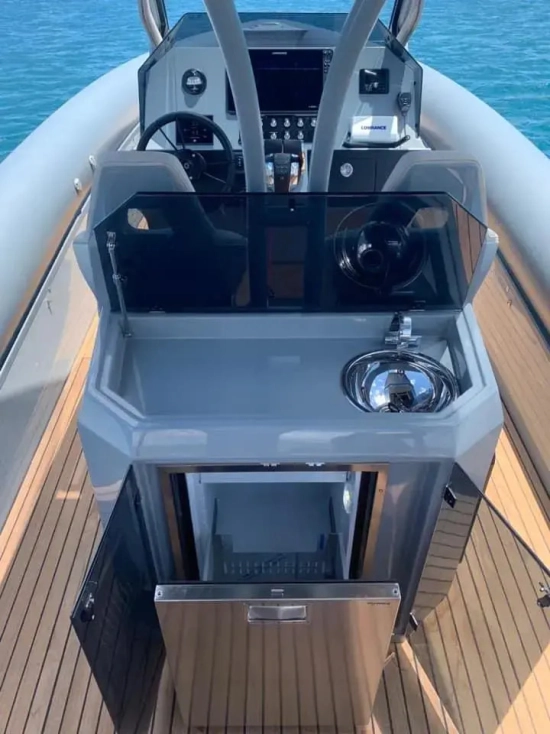 Skipper 4x32 high performance RIB usado à venda