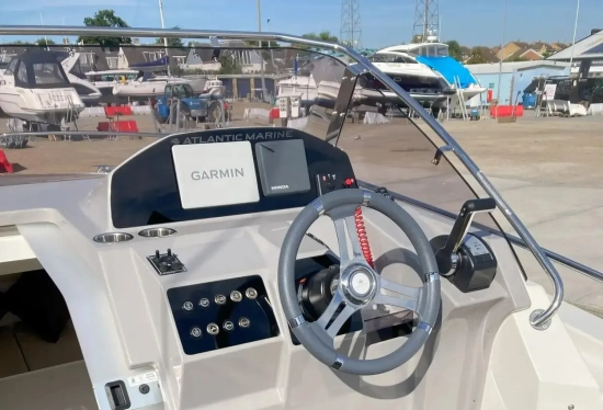 Atlantic 690 Sun Cruiser usado à venda
