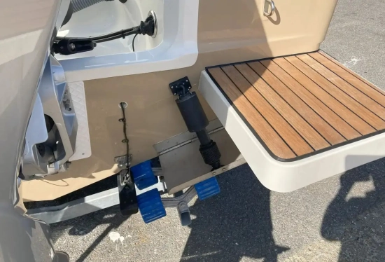 Atlantic 690 Sun Cruiser usado à venda