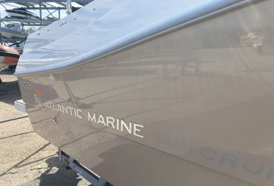 Atlantic 690 Sun Cruiser usado à venda